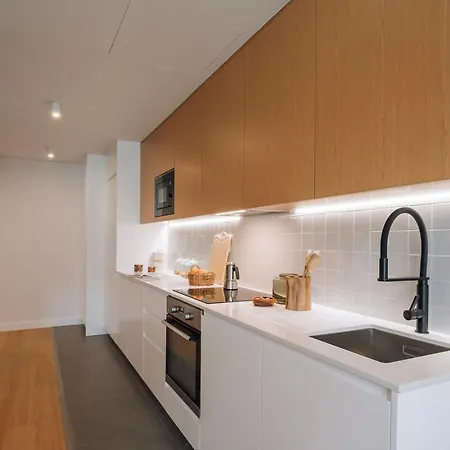 Armona - 2 Bedrooms And Pool In Avenidas Novas Appartement *